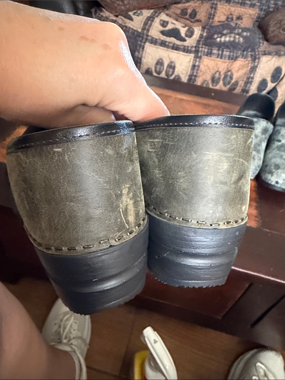 Sanita Danish clogs size 41 olive green leather as new condition - Picture 4 of 8